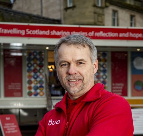 poppys-170120-BudPersonality-0146-1-690x690